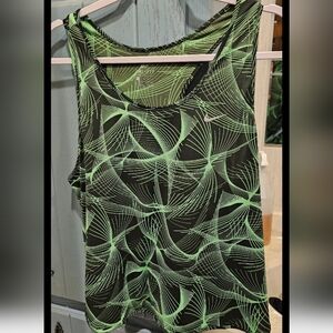 Green Patterned Nike Women's Top Size Large